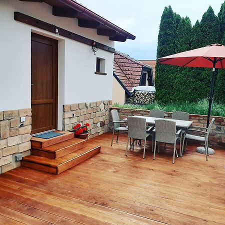 U Mateje Apartment Mutěnice Exterior foto